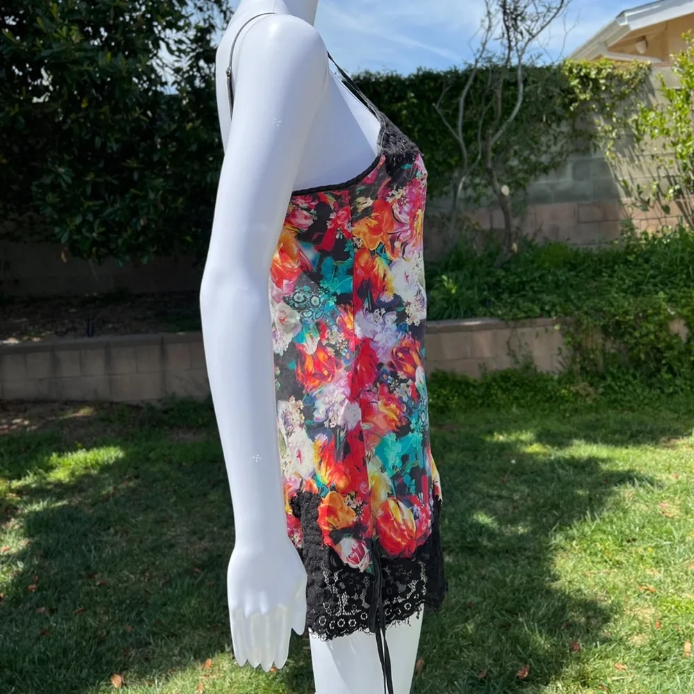 Dress - Picture 3 of 6